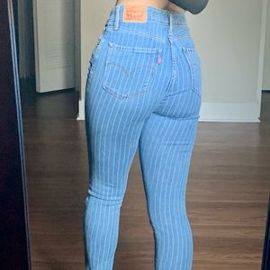 LEVI’S 721 Striped Skinny Jeans
